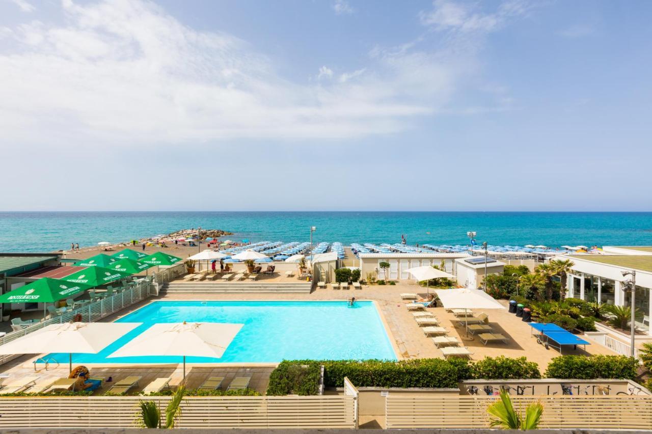 Hotel Stella Marina Marina di Cecina Esterno foto