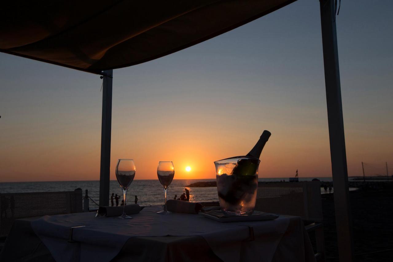 Hotel Stella Marina Marina di Cecina Esterno foto