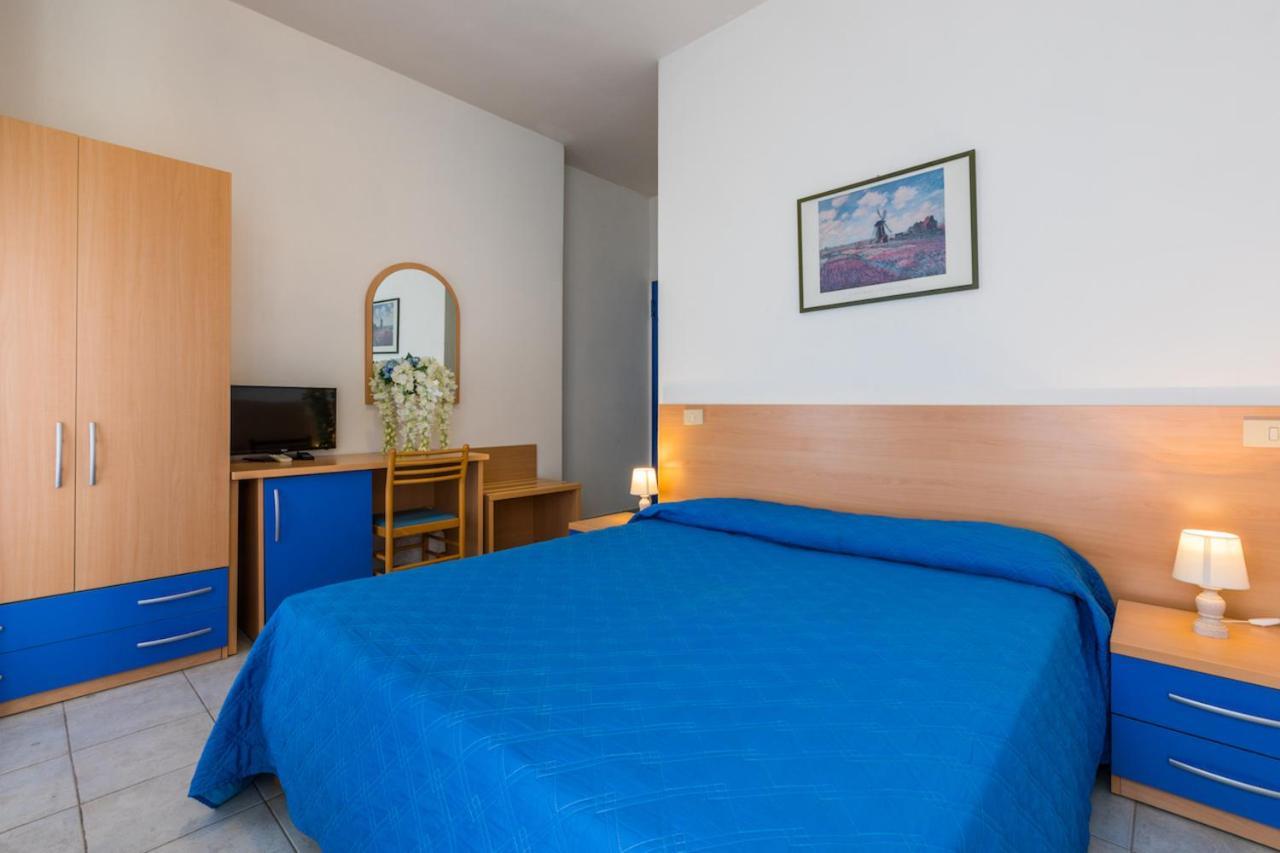 Hotel Stella Marina Marina di Cecina Esterno foto