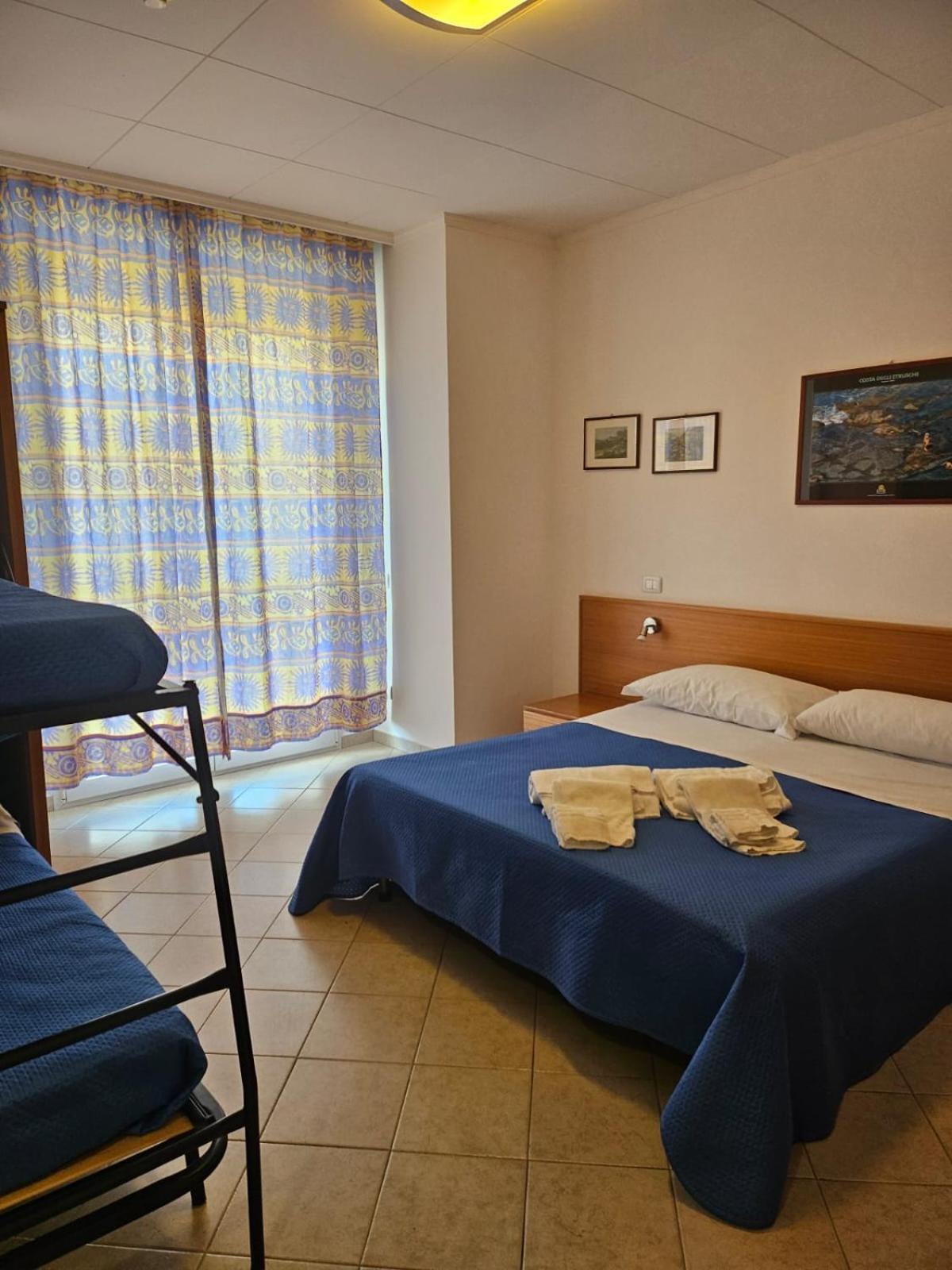 Hotel Stella Marina Marina di Cecina Esterno foto