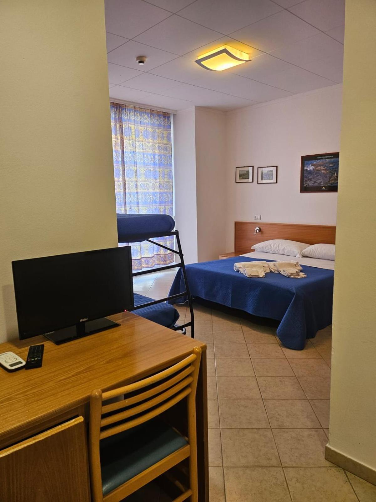 Hotel Stella Marina Marina di Cecina Esterno foto